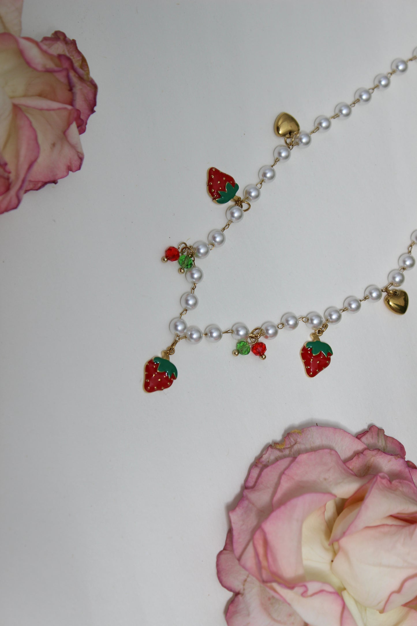 Sweetheart Strings Necklace