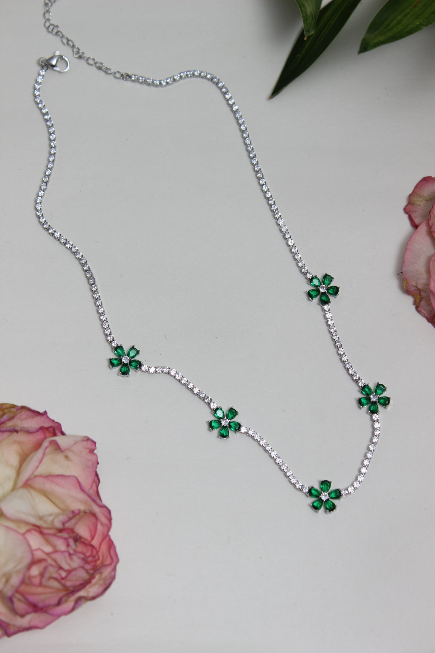 Floriente Necklace