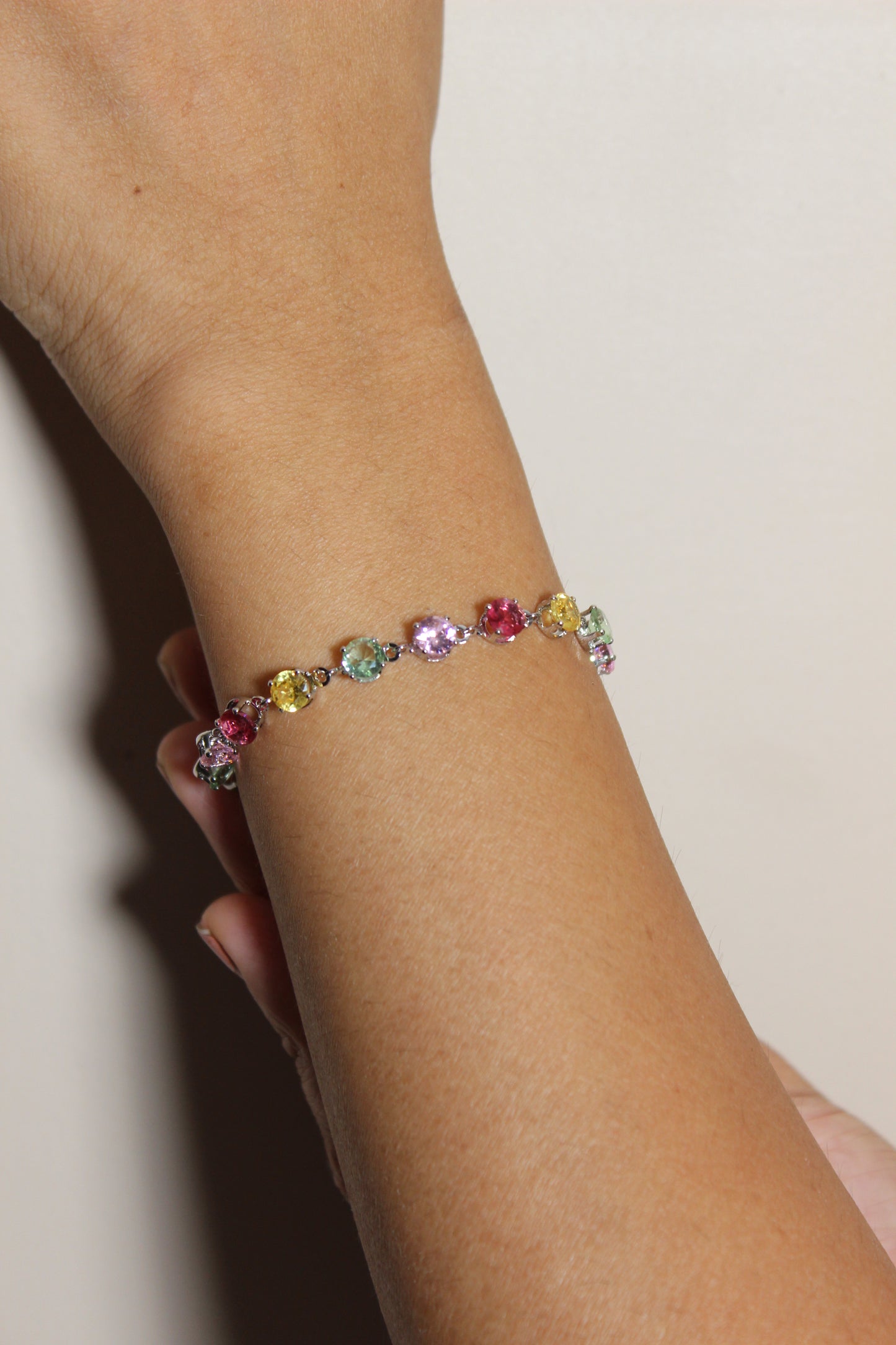 Fizzy Line Bracelet