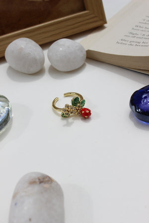 Sweetheart Spritz Ring on a white surface