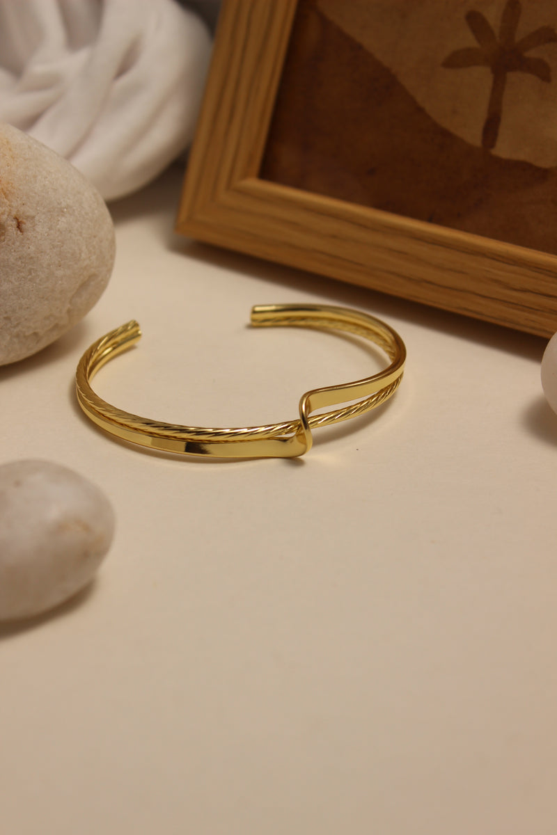Ouro Cuff Bracelet