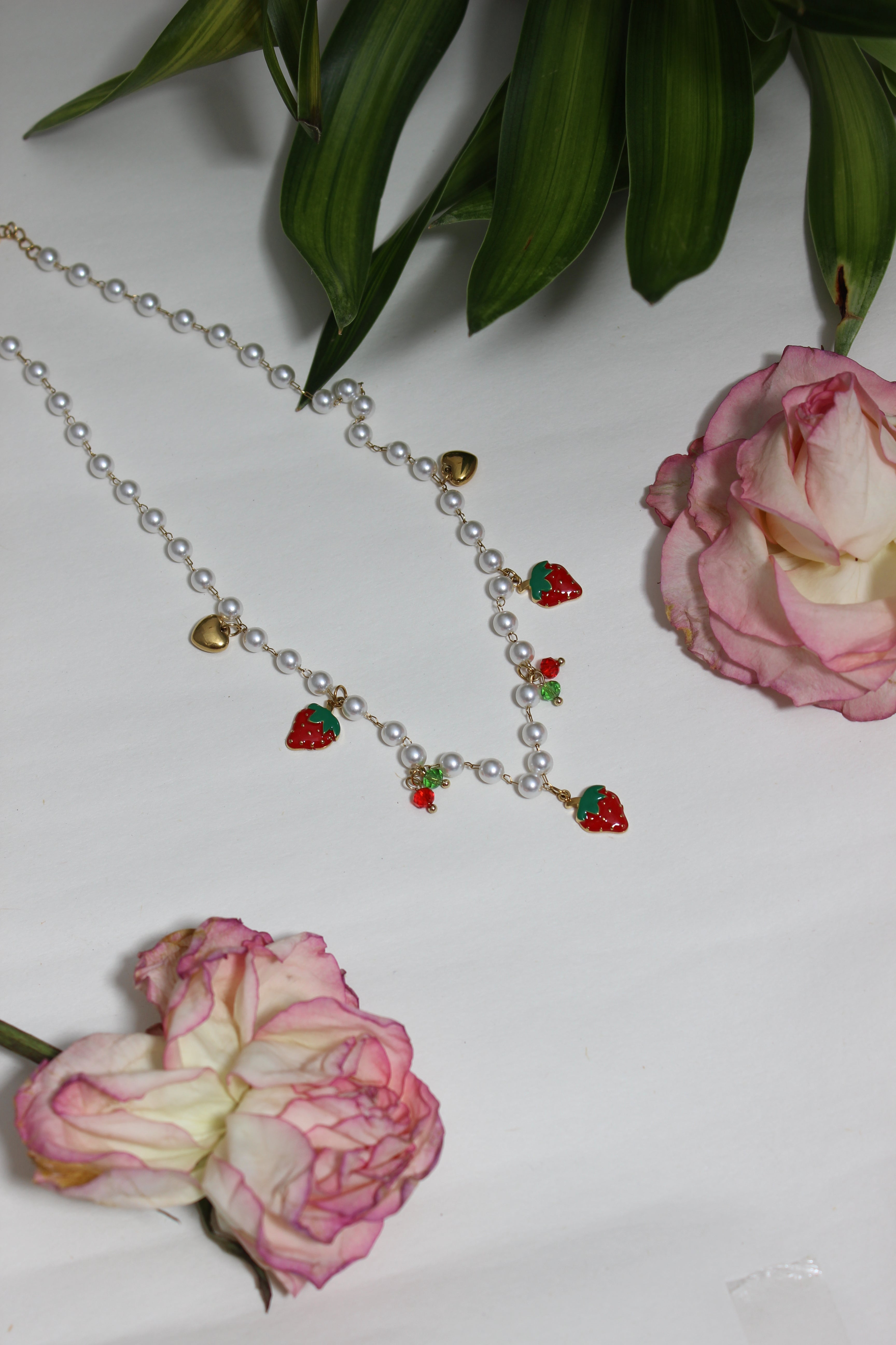 Sweetheart Strings Necklace