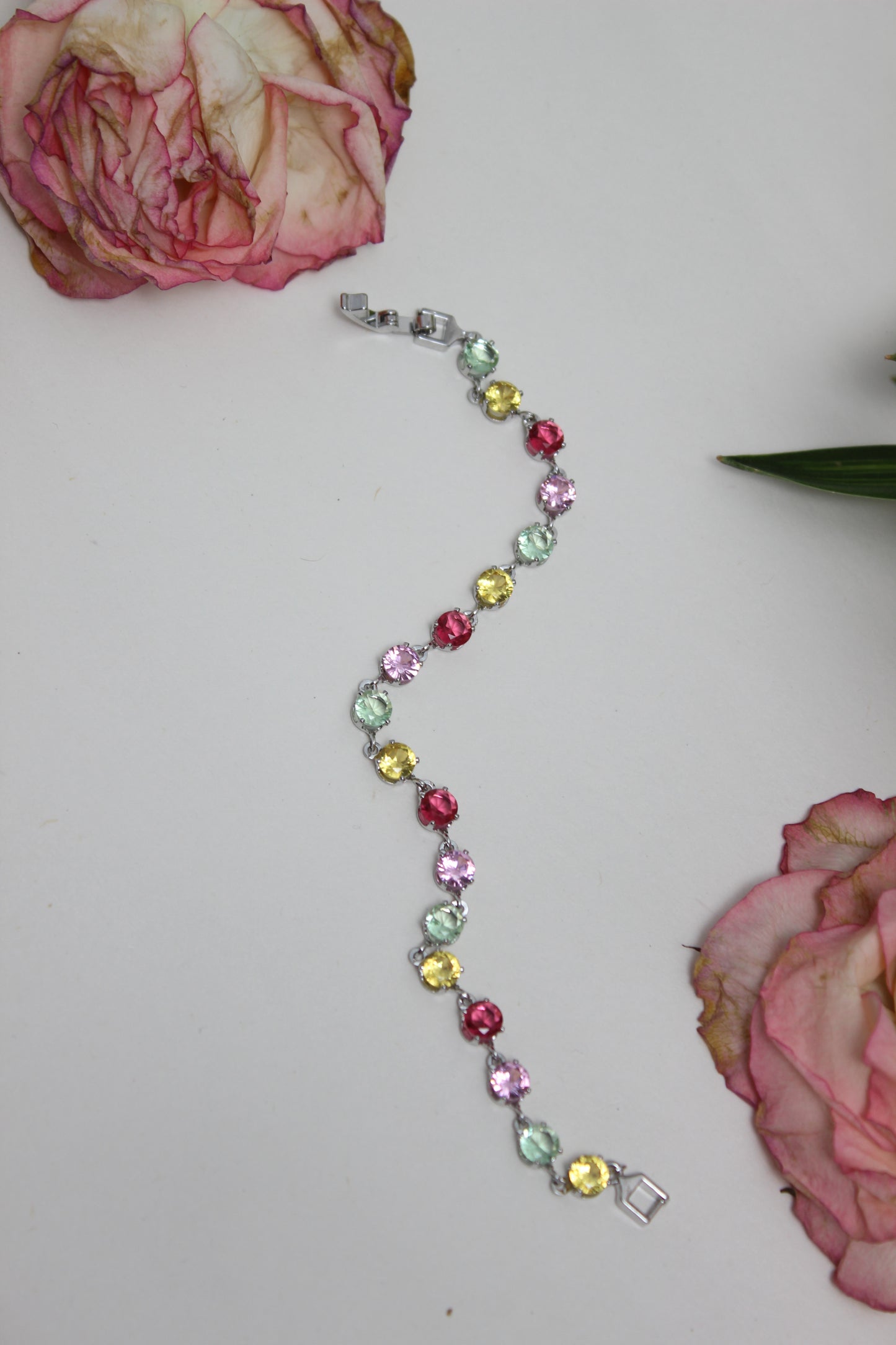 Fizzy Line Bracelet