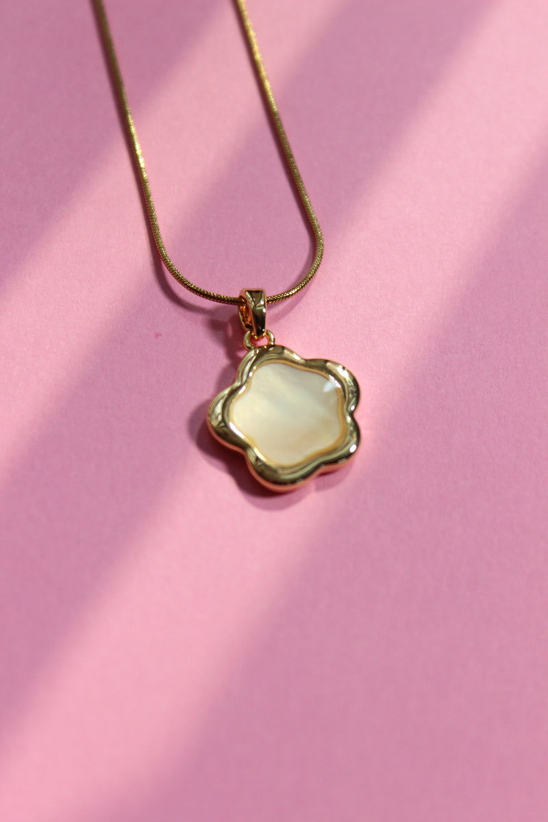 Ivory Bloom Necklace