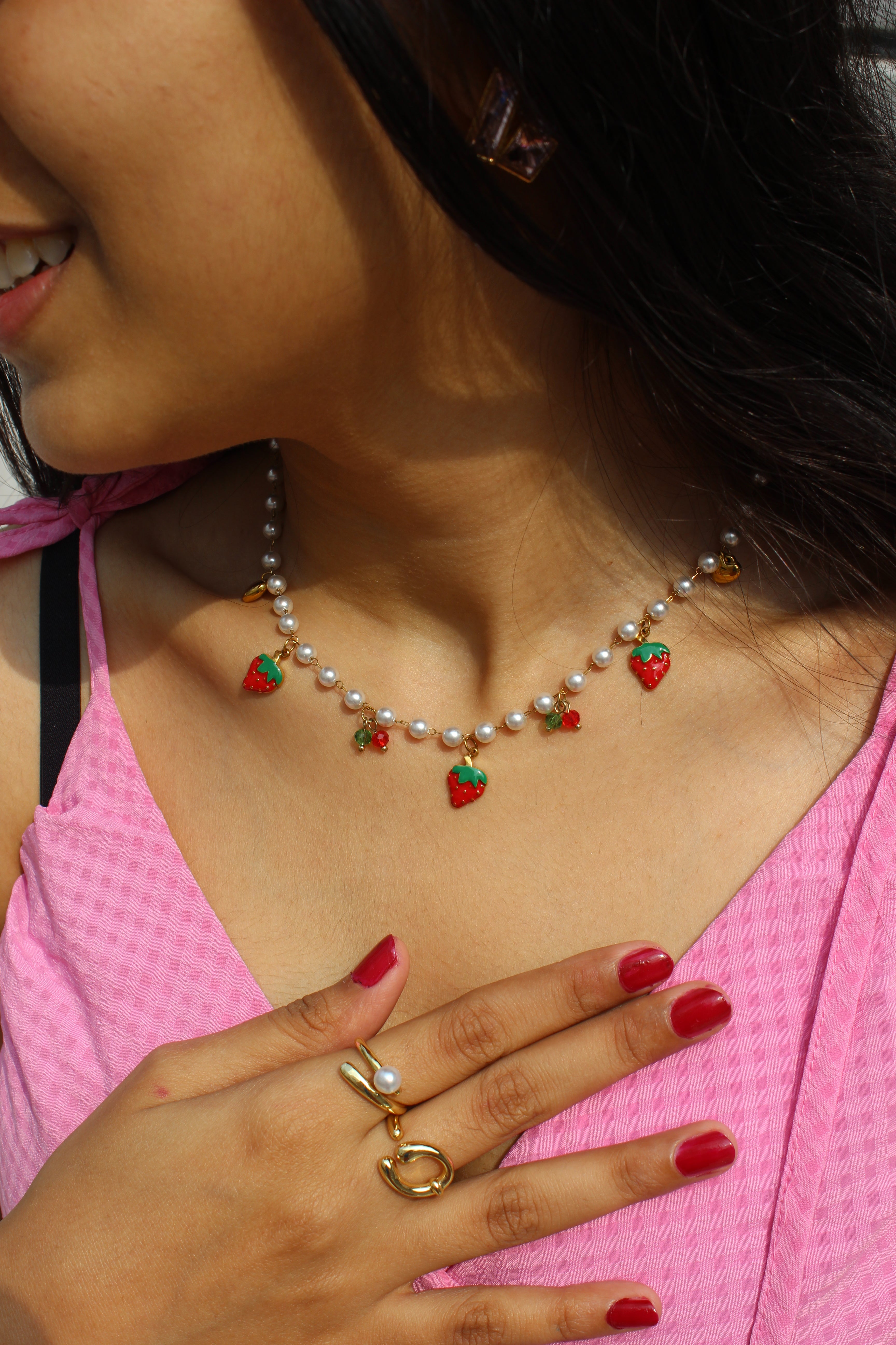 Sweetheart Strings Necklace