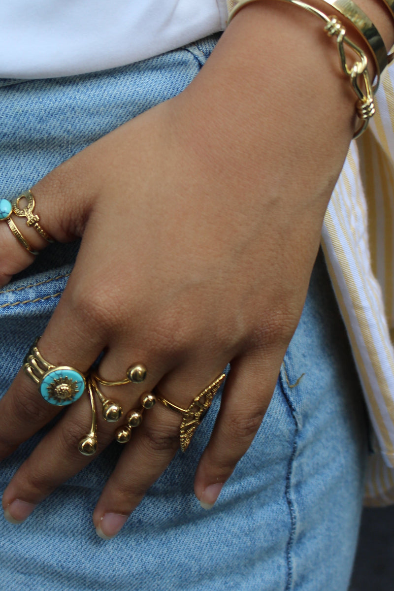 Dot Cluster Ring