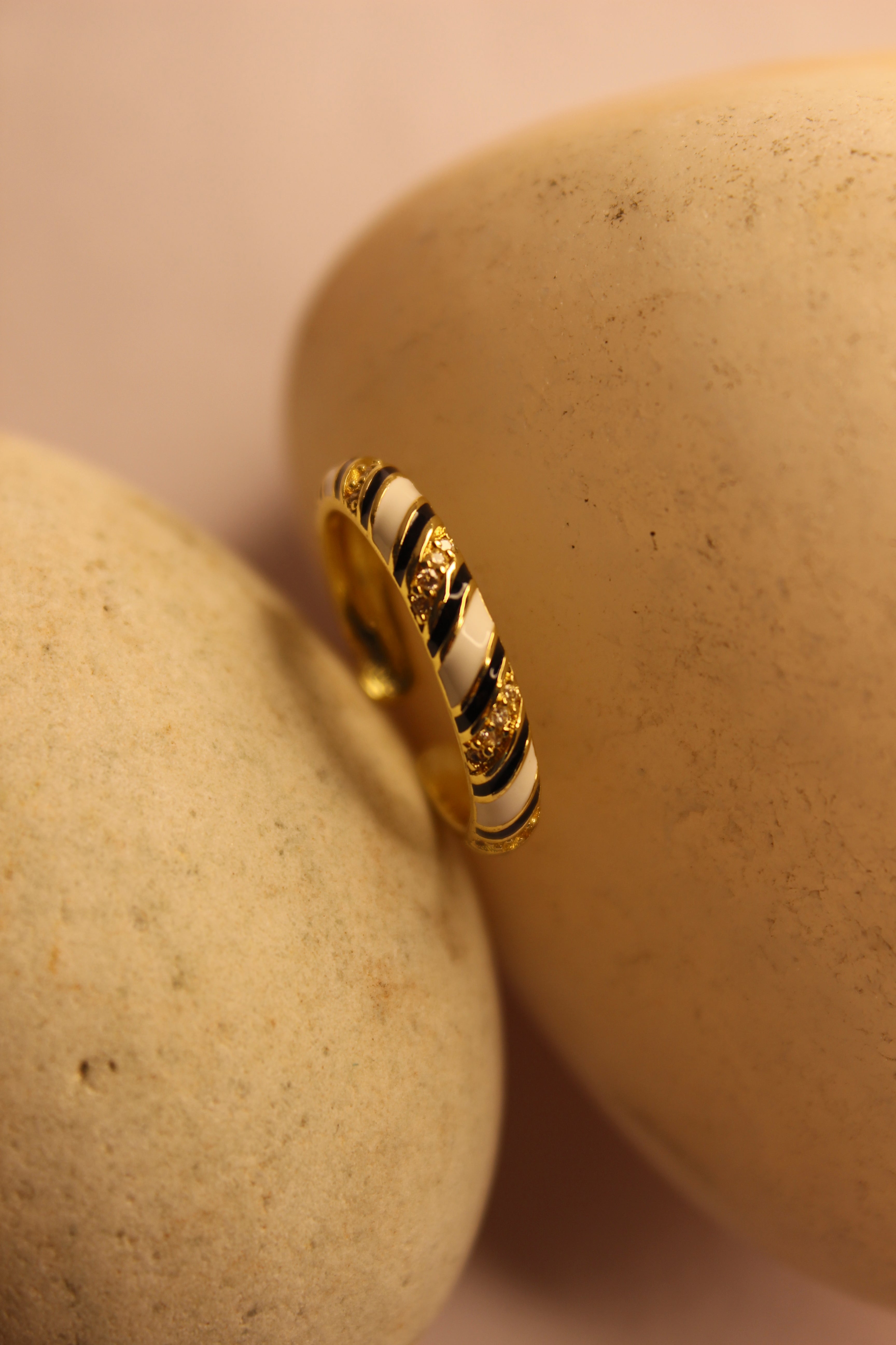 SolPop Ring on a stone surface