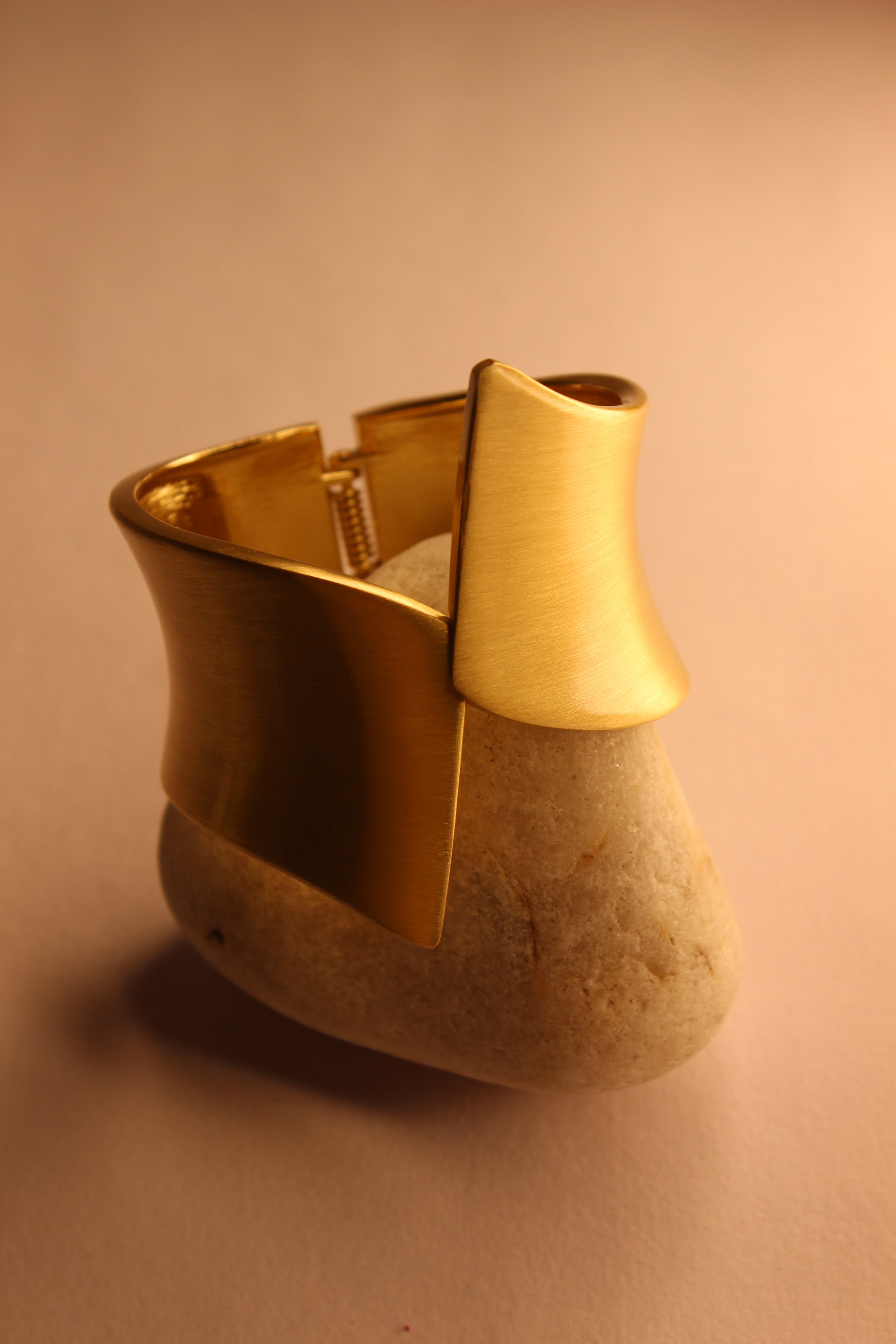 Arcus Bracelet on a beige background