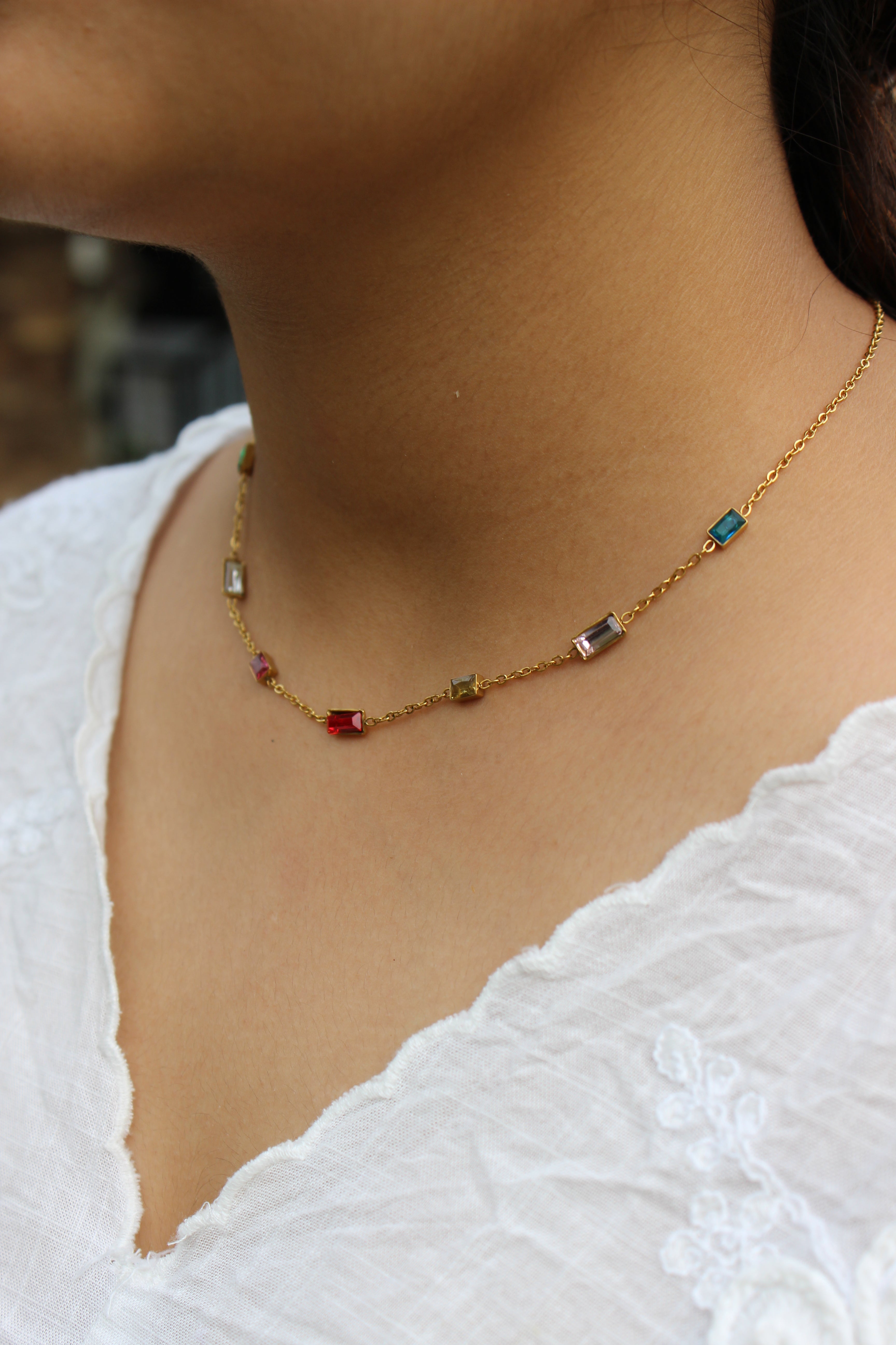 Oriel Necklace on a model's neck 
